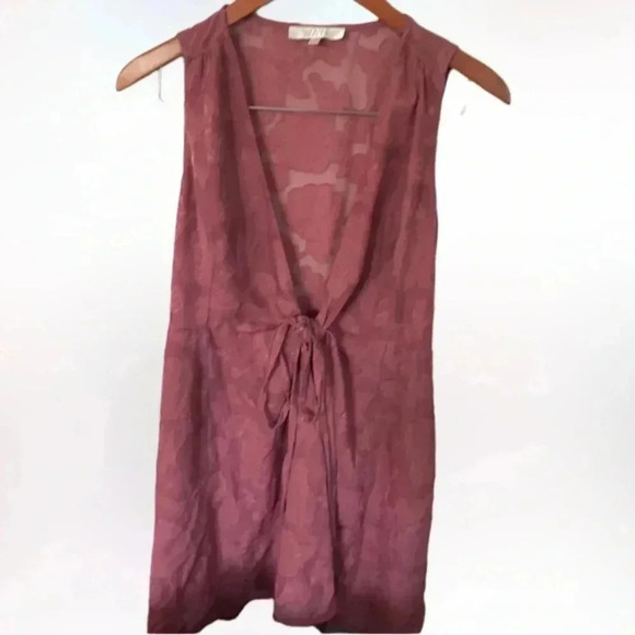 Revolve WAYF Flocked Wrap Dress In Deco Rose Embroidered Size XS - Picture 2 of 6